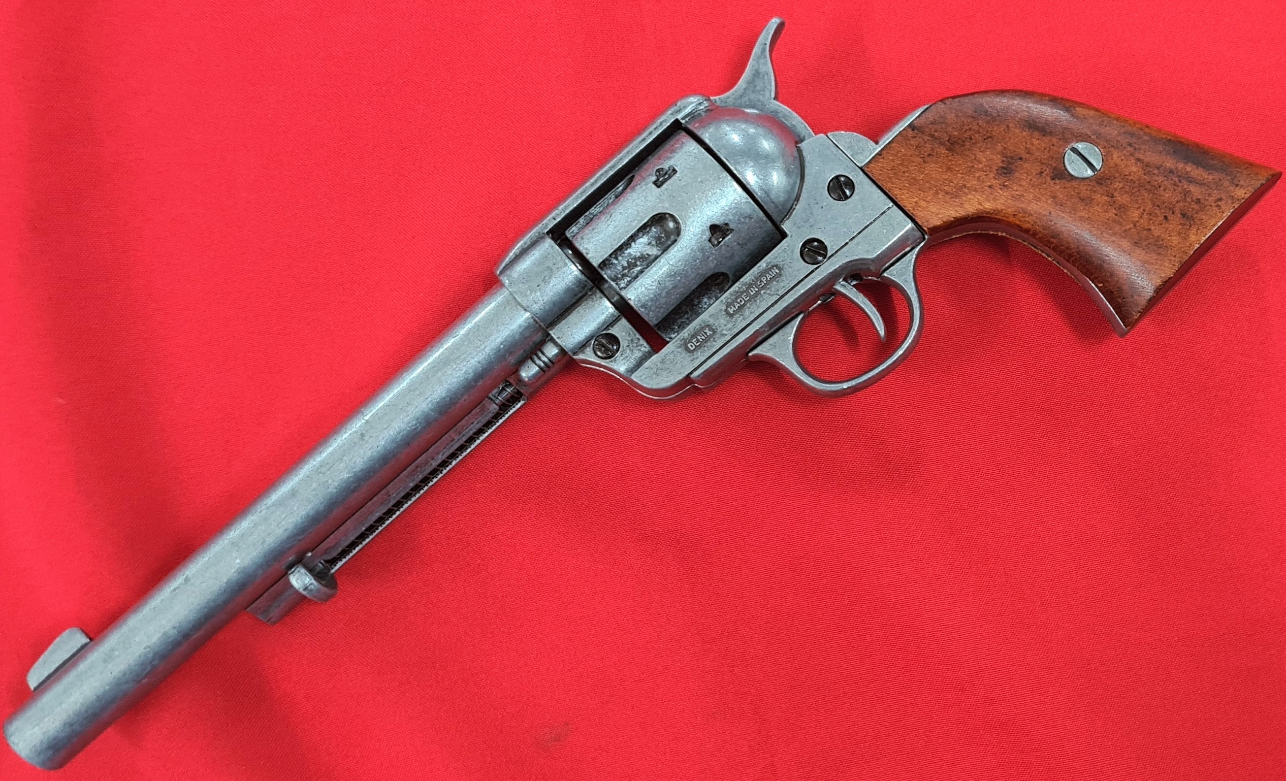 DENIX REPLICA GUN 1873 QUICK DRAW COLT PEACE MAKER REVOLVER PISTOL. 1186 G