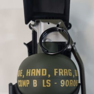 REPLICA M67 US AUSTRALIAN ARMY TOY 'BALL' GRENADE COSPLAY with holder - green