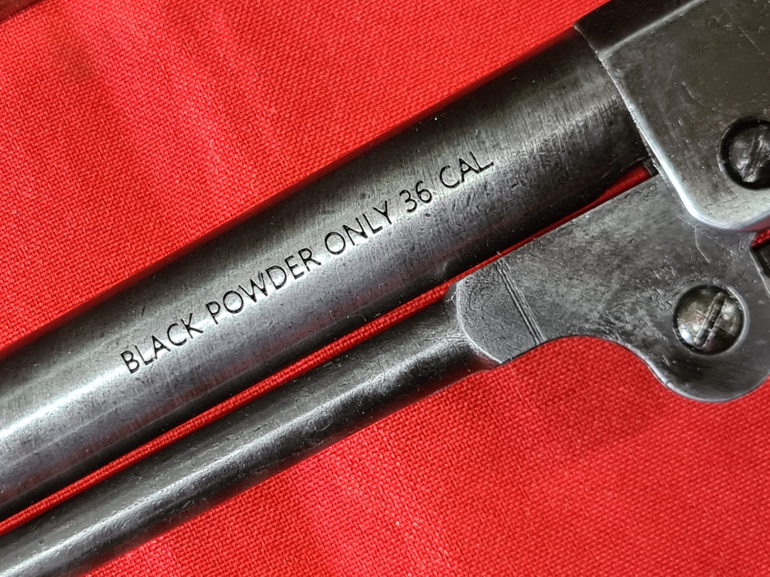 US Western Confederate 1862 Colt Navy revolver .36 pistol in brass tone and antiqued grey black metal with gift box by Kolser 8750-WL - Image 7