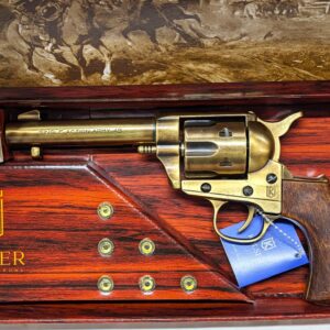 Replica Western Thunderer Revolver with faux wood handle including 6 faux bullet rounds and gift box by Kolser 25cm - Brass - 1056-1LP